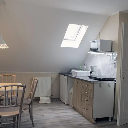 Abraham Vintage Szobák&apartmanok Vendégház 2*