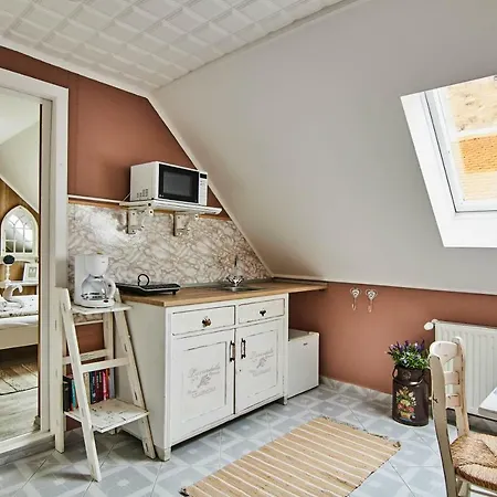 Abraham Vintage Szobák&apartmanok Vendégház